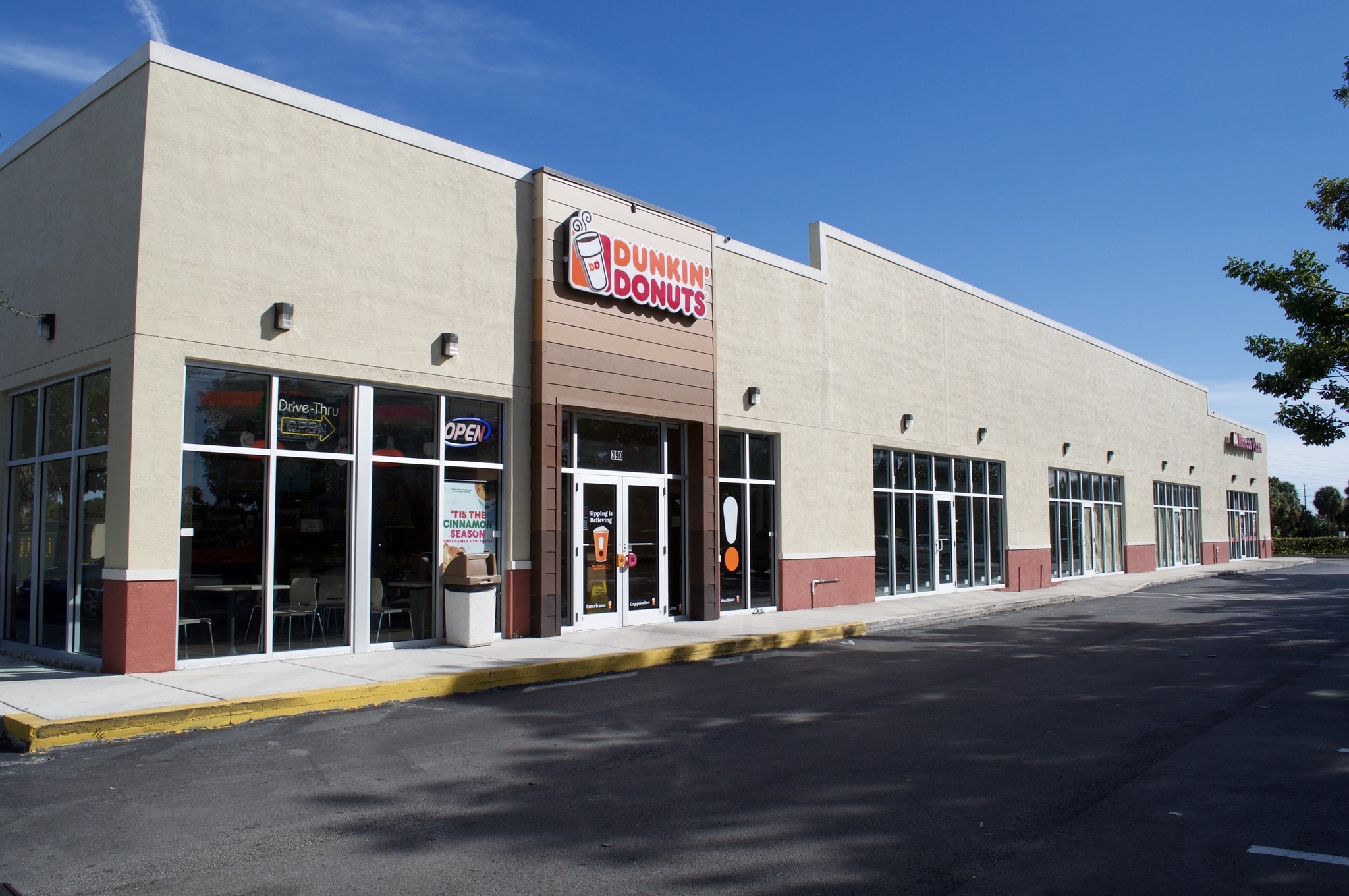 374-400 N Rock Island Rd, Margate, FL for lease Primary Photo- Image 1 of 11