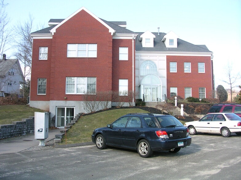 288 Highland Ave, Cheshire, CT for lease - Building Photo - Image 3 of 38