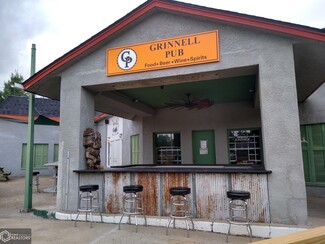 Plus de détails pour 909 State St, Grinnell, IA - Vente au détail à vendre