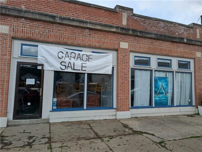 Plus de détails pour 351-353 Fifth Ave, Troy, NY - Commerce de détail à louer