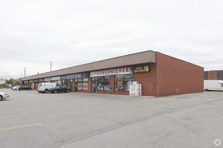 2544 Speers Rd, Oakville, ON à vendre - Photo principale - Image 1 de 1