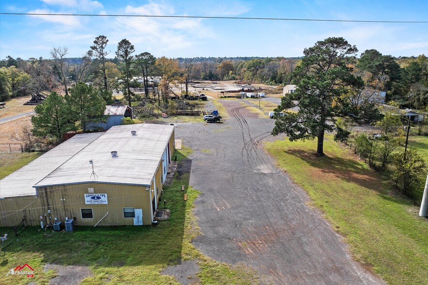 5678 FM 1249 E, Kilgore, TX à vendre - Photo du bâtiment - Image 3 de 14