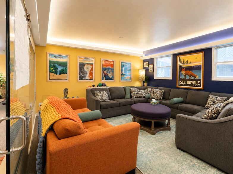 418 S Howes St, Fort Collins, CO à louer - Photo du bâtiment - Image 3 de 9