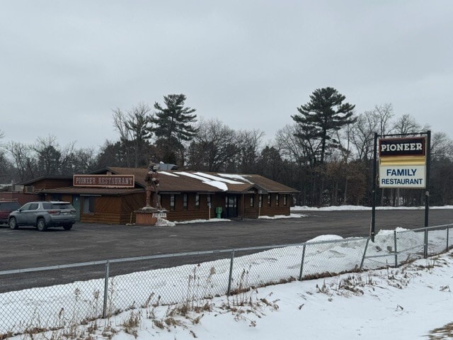 244 N Pioneer Park Rd, Westfield, WI for lease Primary Photo- Image 1 of 24
