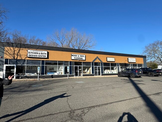 Plus de détails pour 736 Highway 35, Ocean, NJ - Commerce de détail à louer