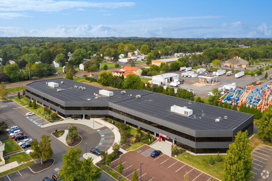 410 Horsham Rd, Horsham Township, PA à louer - Aérien - Image 2 de 14