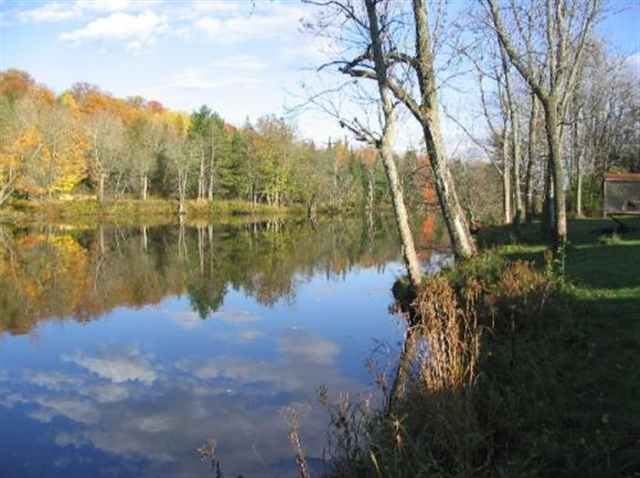 598 US 141, Crystal Falls, MI à louer - Photo du bâtiment - Image 2 de 6