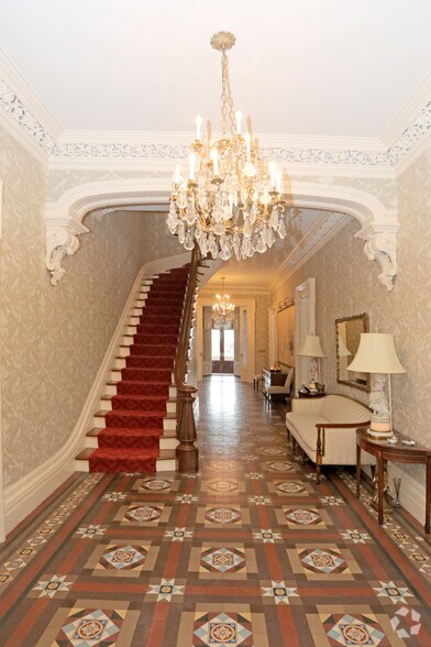 12 Glenwood Rd, Roslyn, NY à vendre - Photo intérieure - Image 3 de 27