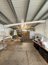 Flex in Romainville for lease Interior Photo- Image 2 of 3