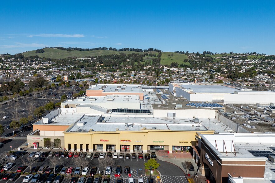15555 E 14th St, San Leandro, CA à louer - Aérien - Image 3 de 8