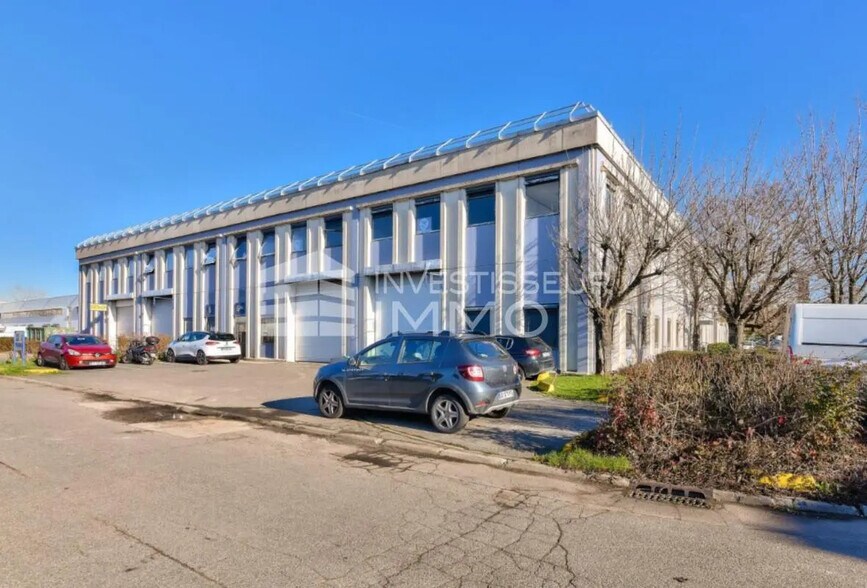 Flex in Aulnay-sous-Bois for lease - Building Photo - Image 2 of 5