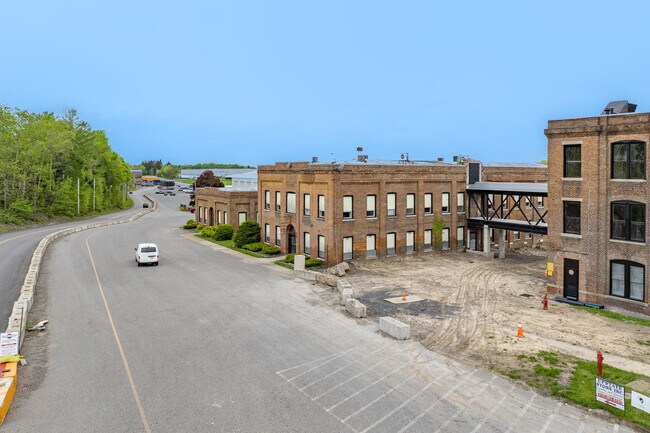 Plus de détails pour 102 E Seneca St, Sherrill, NY - Bureau/Médical, Industriel à louer