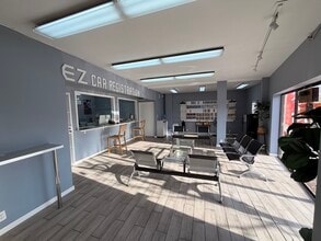 3113 Middlefield Rd, Redwood City, CA for lease Interior Photo- Image 2 of 11