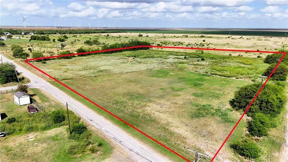 8 Compress rd, Taft, TX à vendre - Aérien - Image 2 de 5