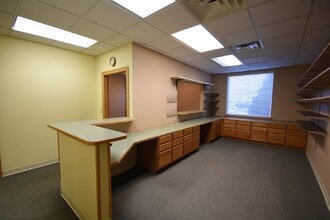 4749 Amber Valley Pky, Fargo, ND for lease Interior Photo- Image 2 of 7