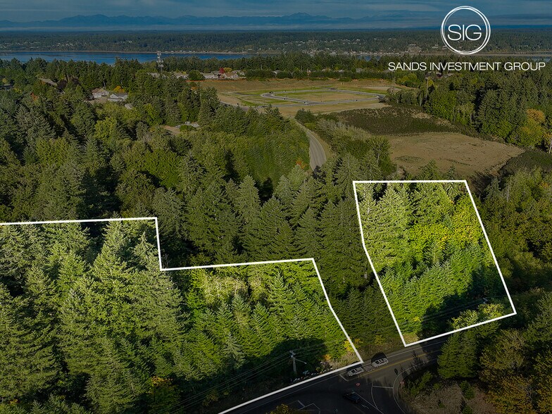 11102 Burnham Dr NW, Gig Harbor, WA à vendre - Photo du bâtiment - Image 1 de 3