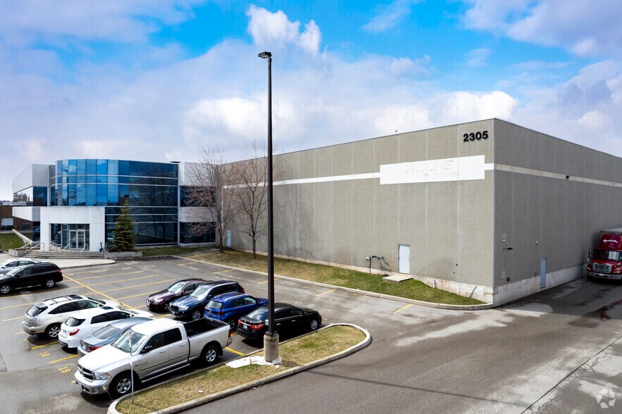 2305 Wyecroft Rd, Oakville, ON à louer - Photo principale - Image 1 de 4