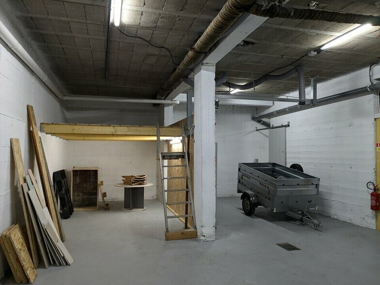 173 Chemin De Sainte Marthe, Marseille for lease - Interior Photo - Image 3 of 9