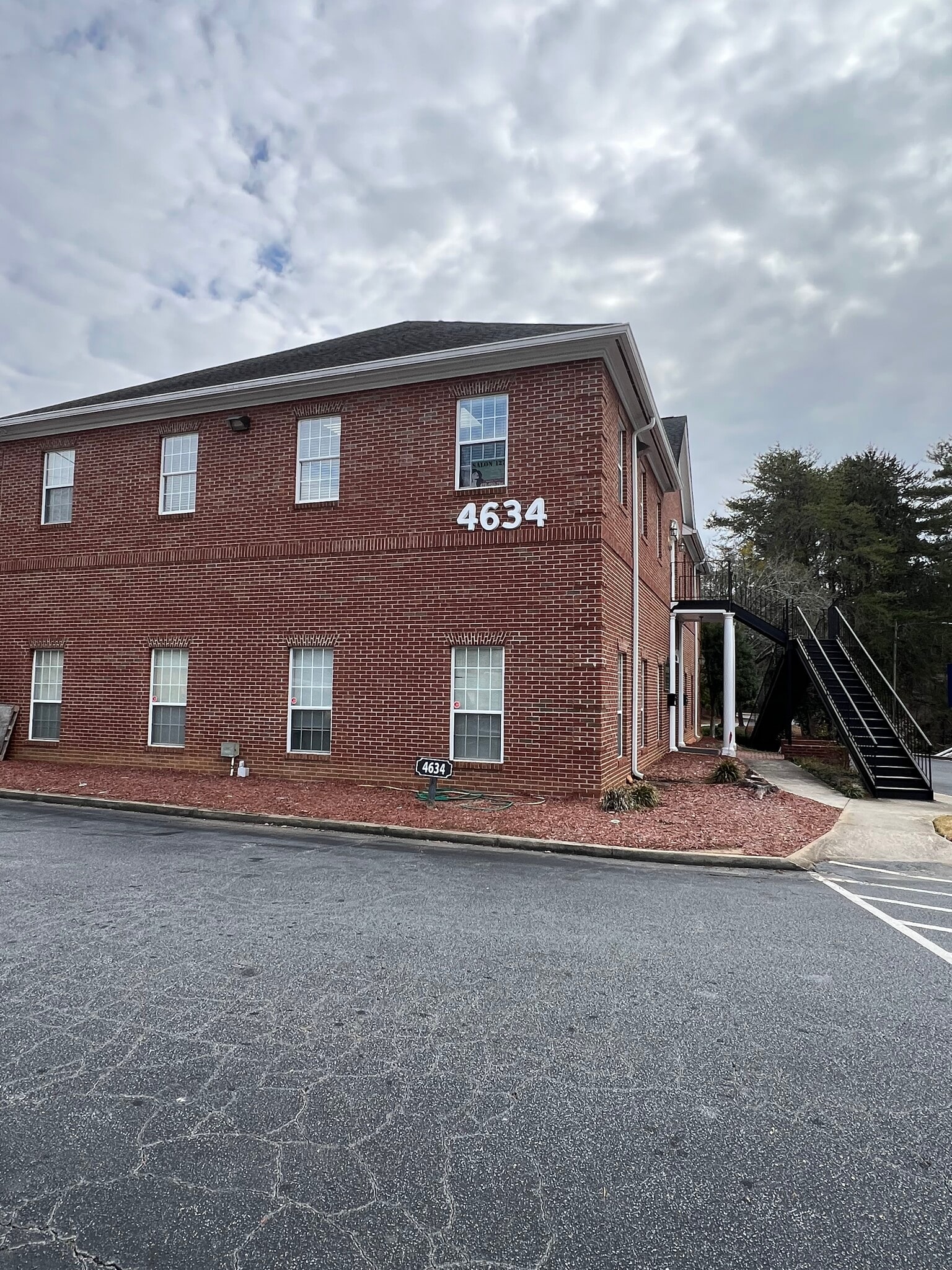 4634 Lawrenceville Hwy NW, Lilburn, GA for lease Building Photo- Image 1 of 9