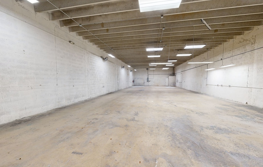 10700-10736 SW 188th St, Miami, FL for lease - Matterport 3D Scan - Image 3 of 15