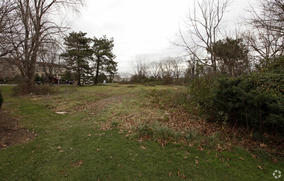 130 E Street Rd, Warminster, PA for sale - Building Photo - Image 2 of 6