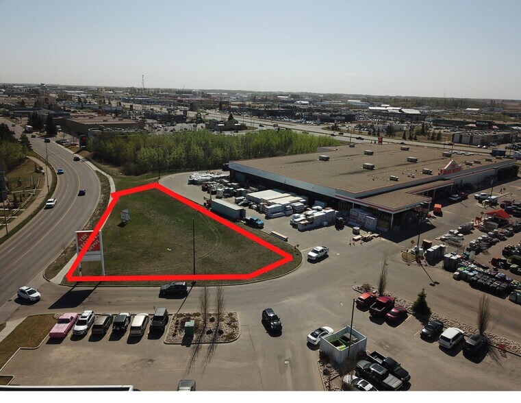 6 Mcleod Av, Spruce Grove, AB à vendre - Photo du bâtiment - Image 1 de 9