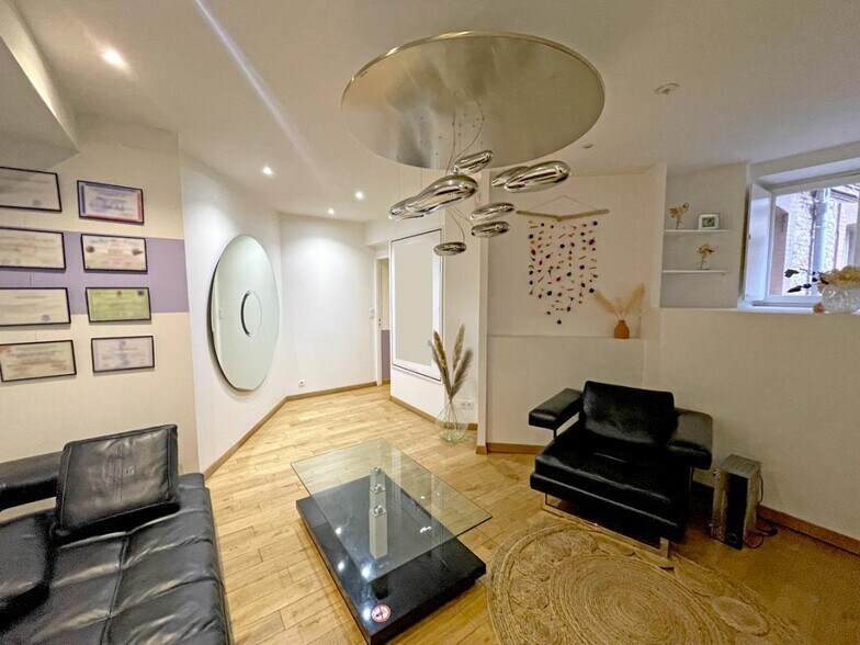 6 Rue Charles Nodier, Toulouse à louer - Photo du bâtiment - Image 3 de 8