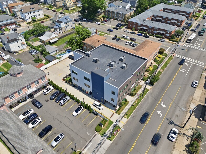 315-321 Crooks ave, Paterson, NJ à vendre - Photo du bâtiment - Image 3 de 11