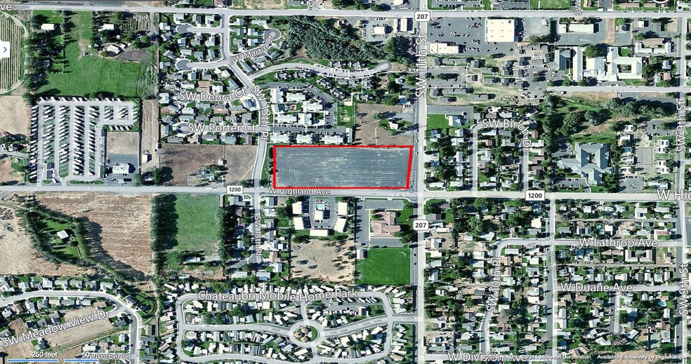 11th & W. Highland Ave, Hermiston, OR for sale - Building Photo - Image 2 of 3