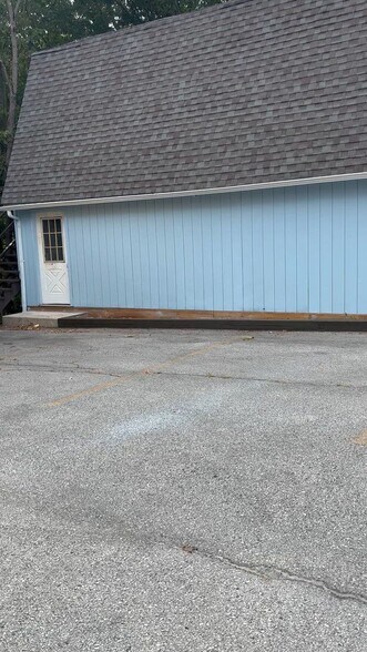 1797 Route 376, Poughkeepsie, NY à vendre - Vidéo sur l’inscription commerciale - Image 2 de 14