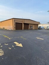 7330 Duvan Dr, Tinley Park, IL à louer Photo intérieure- Image 2 de 20