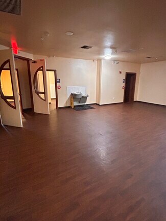 Plus de détails pour 4528 Pacific Ave SE, Lacey, WA - Bureau/Commerce de détail à louer