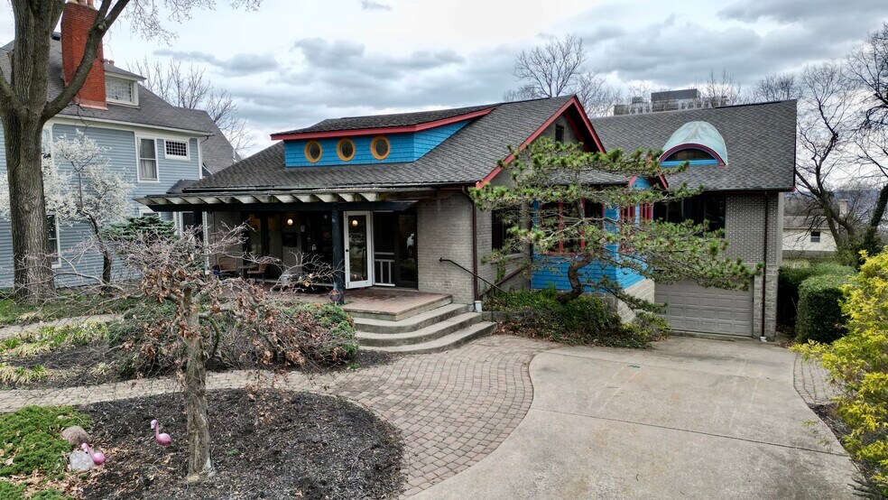 2150 Alpine Pl, Cincinnati, OH à vendre - Photo du bâtiment - Image 1 de 63