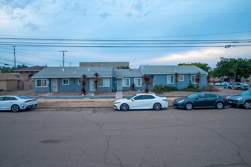 1704-1712 B Ave, National City, CA à vendre - Photo du bâtiment - Image 2 de 14