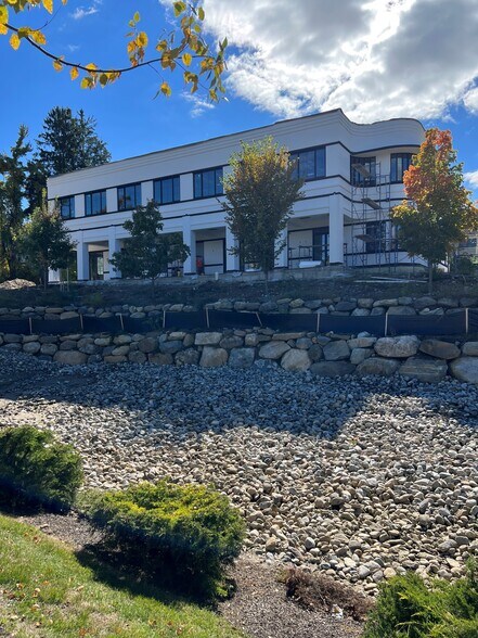 47 Main St, Sparta, NJ à louer - Photo du bâtiment - Image 2 de 38