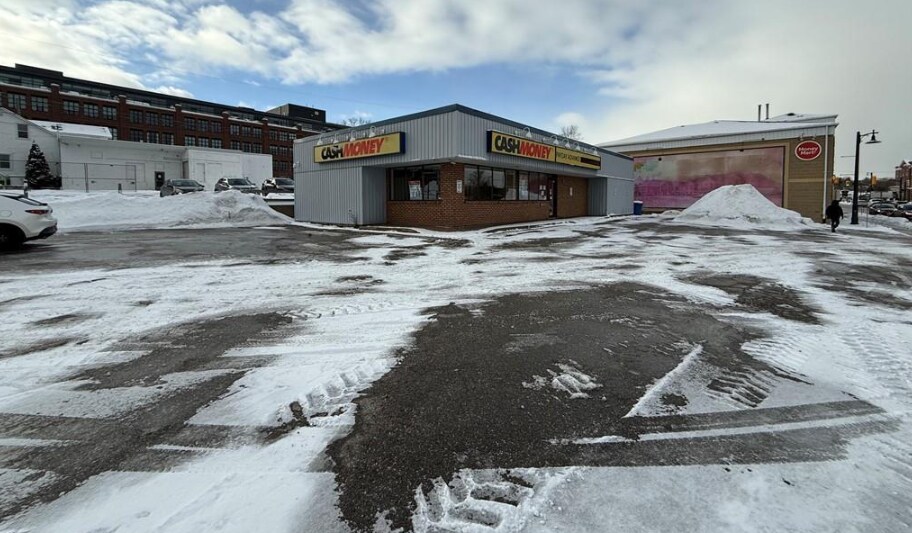 35 Front St S, Orillia, ON à vendre Photo principale- Image 1 de 1