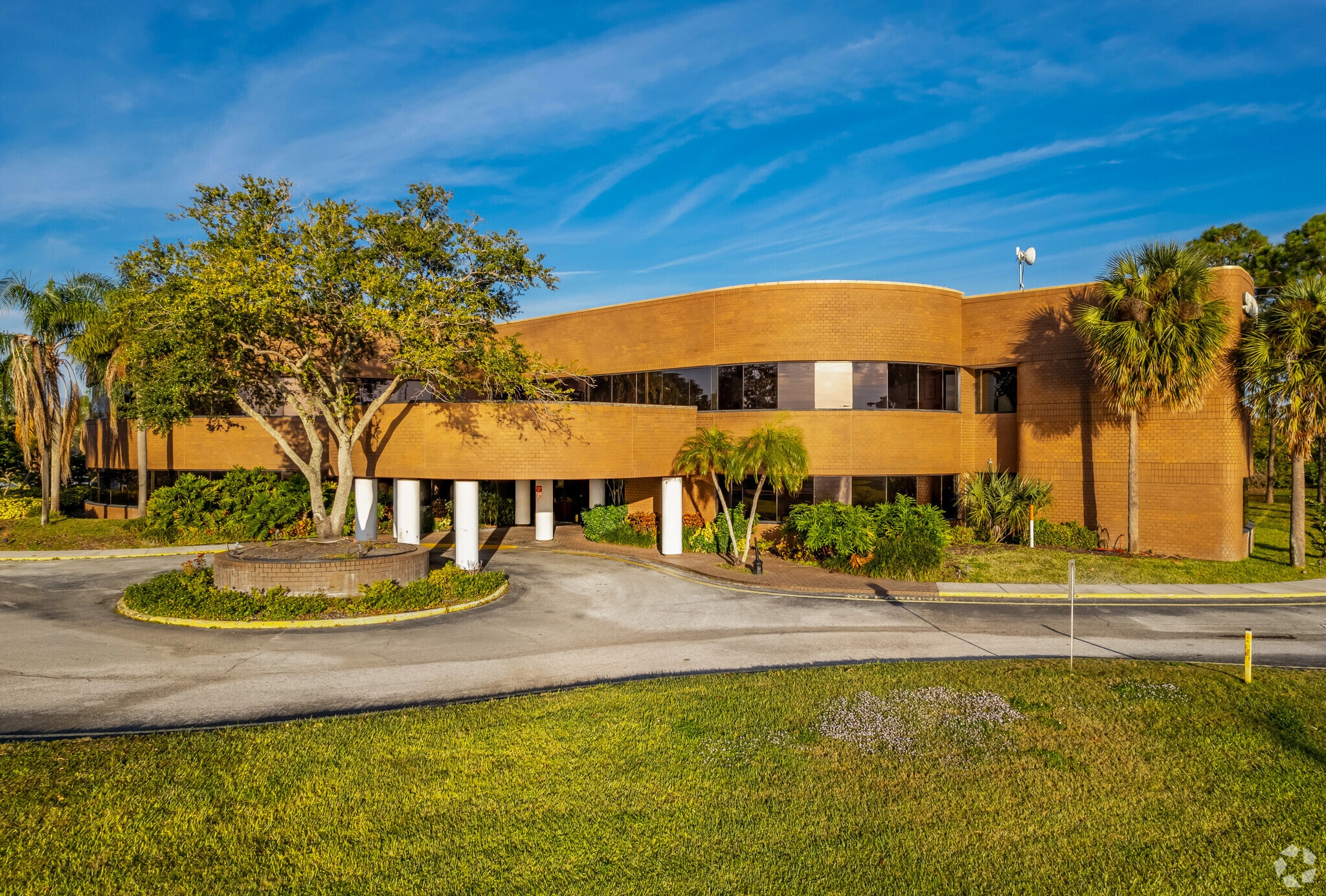 13575 58th St N, Clearwater, FL à vendre Photo principale- Image 1 de 13