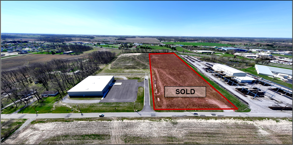 1035 Rogers Drive, Columbia City, IN for sale - Building Photo - Image 3 of 8