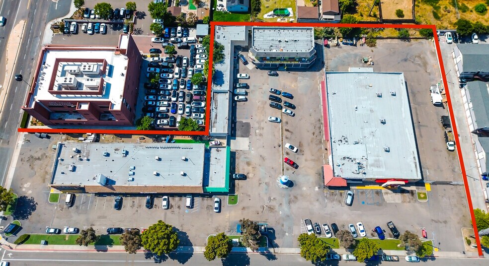 5069-5075 Logan Ave, San Diego, CA à louer - Photo du bâtiment - Image 3 de 4