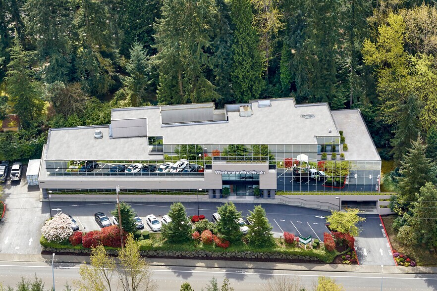 14405 SE 36th St, Bellevue, WA à louer - Photo du bâtiment - Image 3 de 7