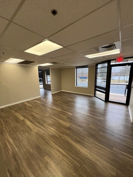 10610 Iron Bridge Rd, Jessup, MD for lease - Building Photo - Image 3 of 8