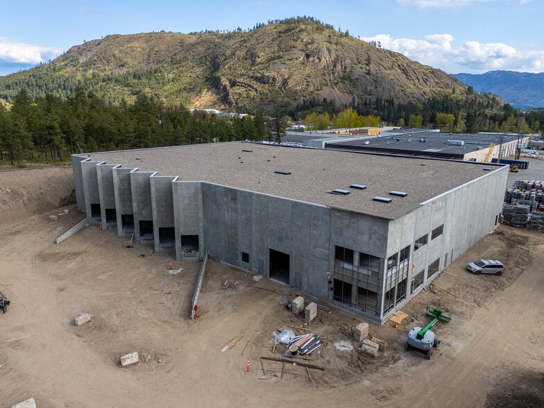 2648 W Kelowna Rd, West Kelowna, BC à vendre - Photo du bâtiment - Image 3 de 27