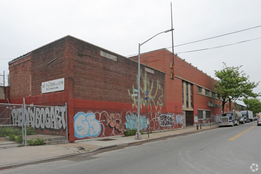 333 Johnson Ave, Brooklyn, NY for sale - Primary Photo - Image 1 of 1