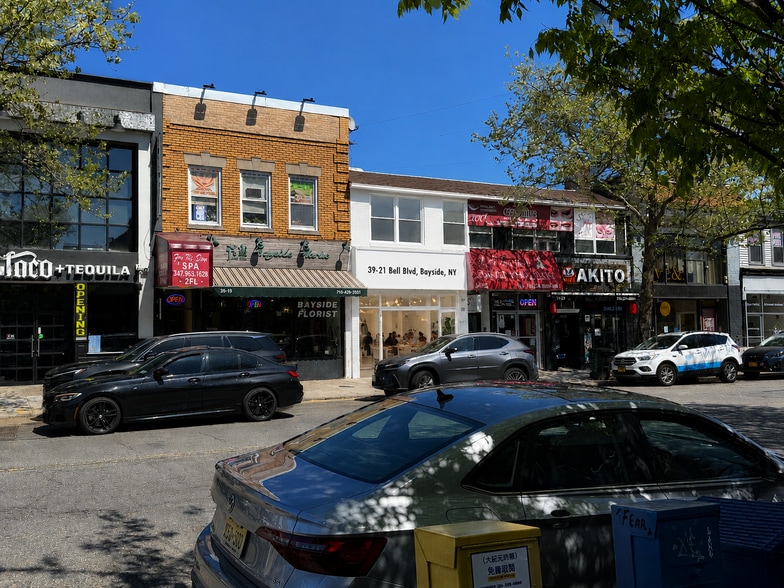 39-21 Bell Blvd, Bayside, NY for lease - Building Photo - Image 2 of 11