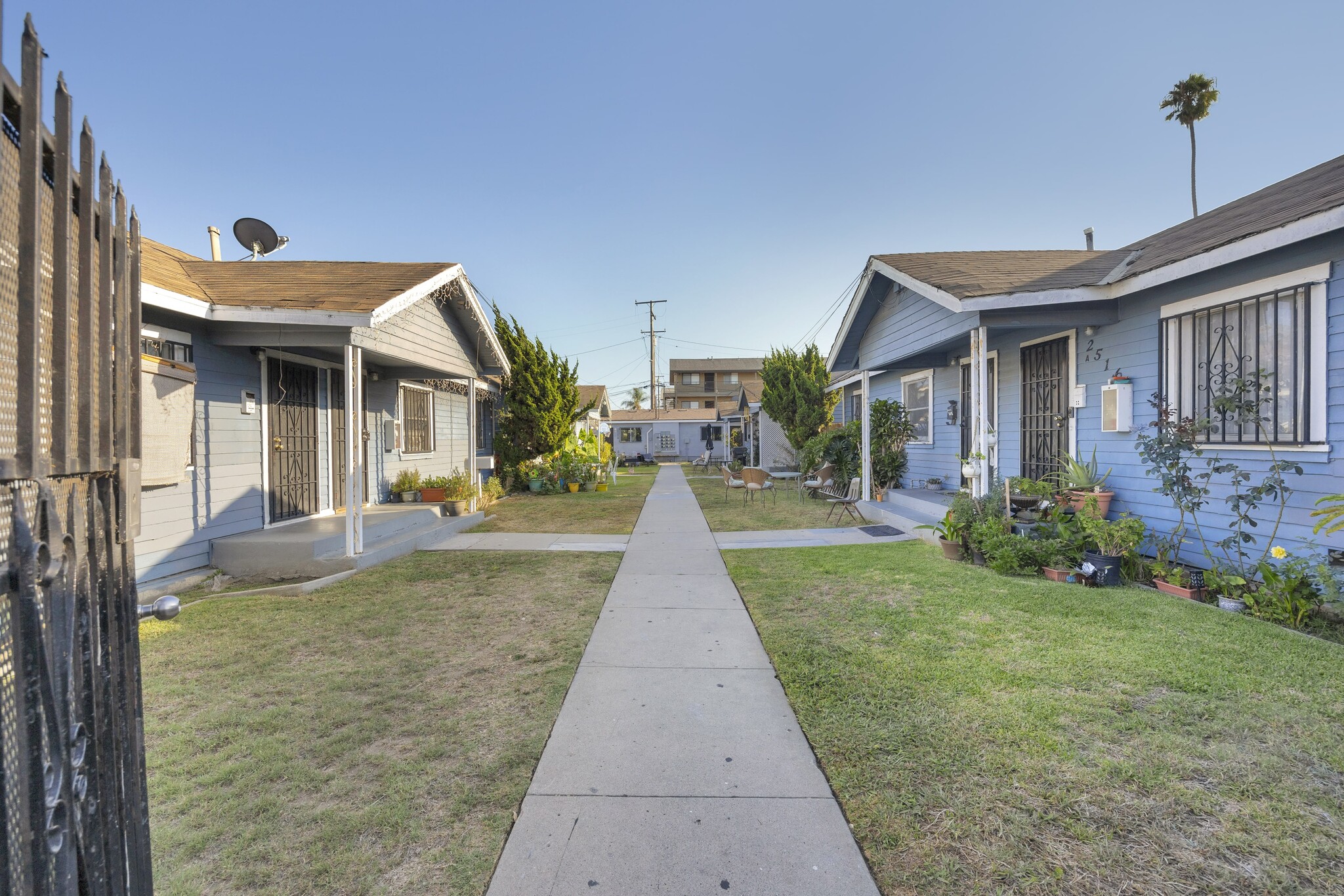 2516 E Anaheim St, Long Beach, CA for sale Building Photo- Image 1 of 9