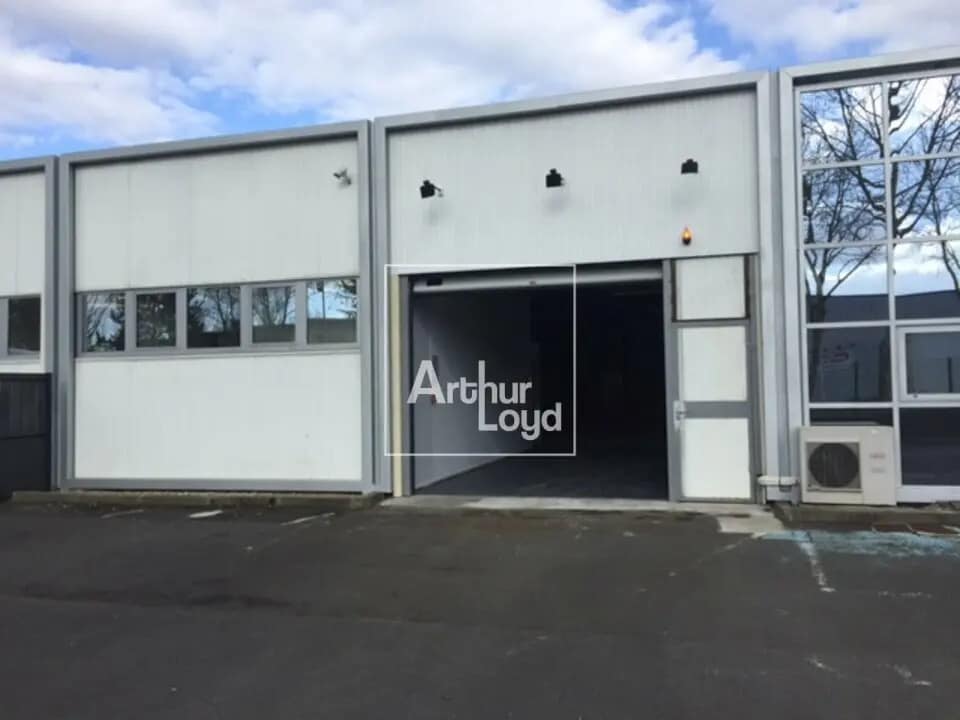 Bureau dans Bondoufle à louer Photo du bâtiment- Image 1 de 6