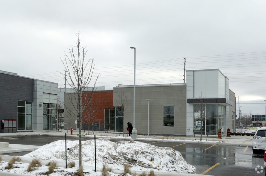 5023 Spectrum Way, Mississauga, ON à vendre - Photo principale - Image 1 de 1