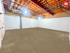 18356-18388 Clark St, Tarzana, CA for lease Interior Photo- Image 1 of 3