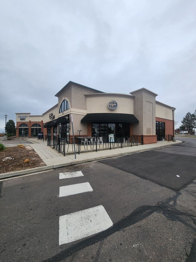 Plus de détails pour 2320 S Parker Rd, Denver, CO - Commerce de détail à louer