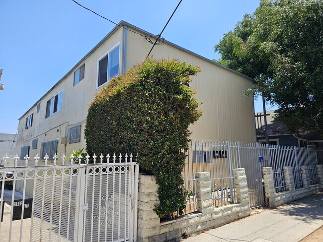 More details for 1146 S Berendo St, Los Angeles, CA - Multifamily for Sale